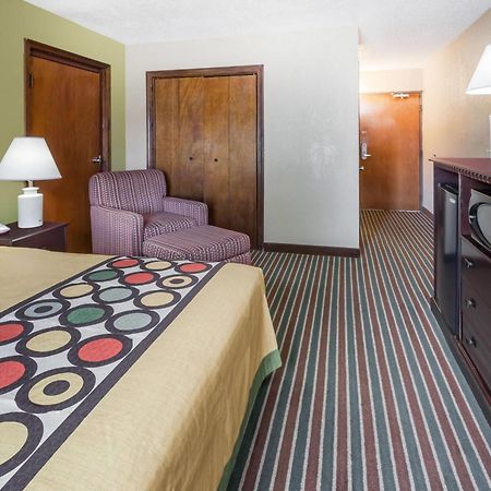 Super 8 By Wyndham Harrison Ar Motel Exterior photo